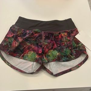 Lululemon speed up mid rise shorts 4 inch colorful